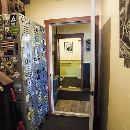 Whitefish Hostel-3